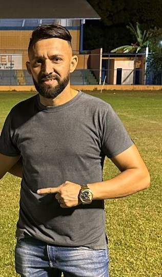 VALDINETO PEREIRA DE MOURA